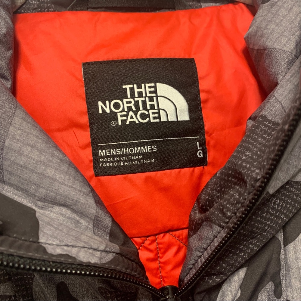 North Face Coat - image 5